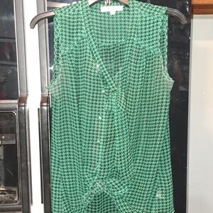 Pleione Green Houndstooth Button-Up Blouse